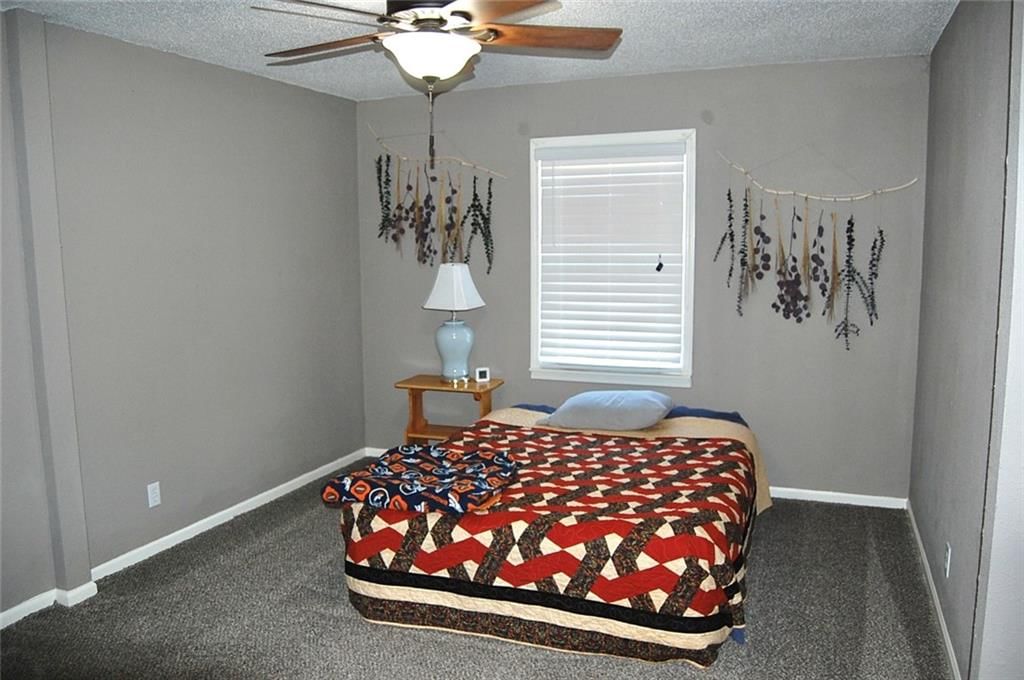 1726 Freeman Avenue — photo 20