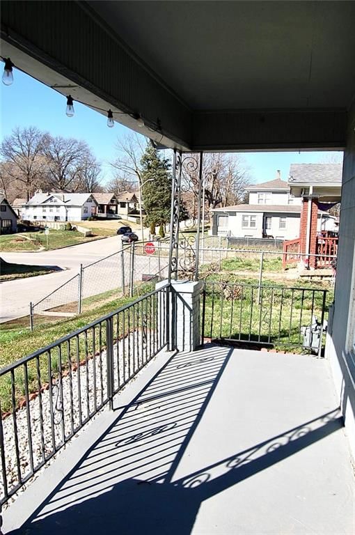 1726 Freeman Avenue — photo 39