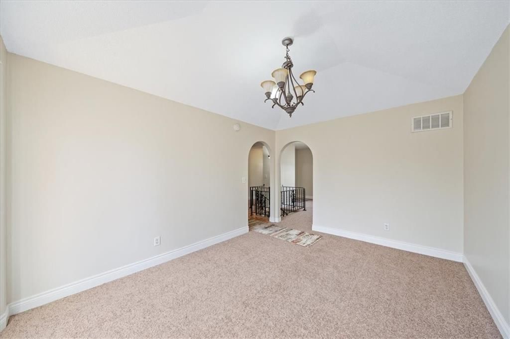 5527 NW Seminole Drive — photo 5