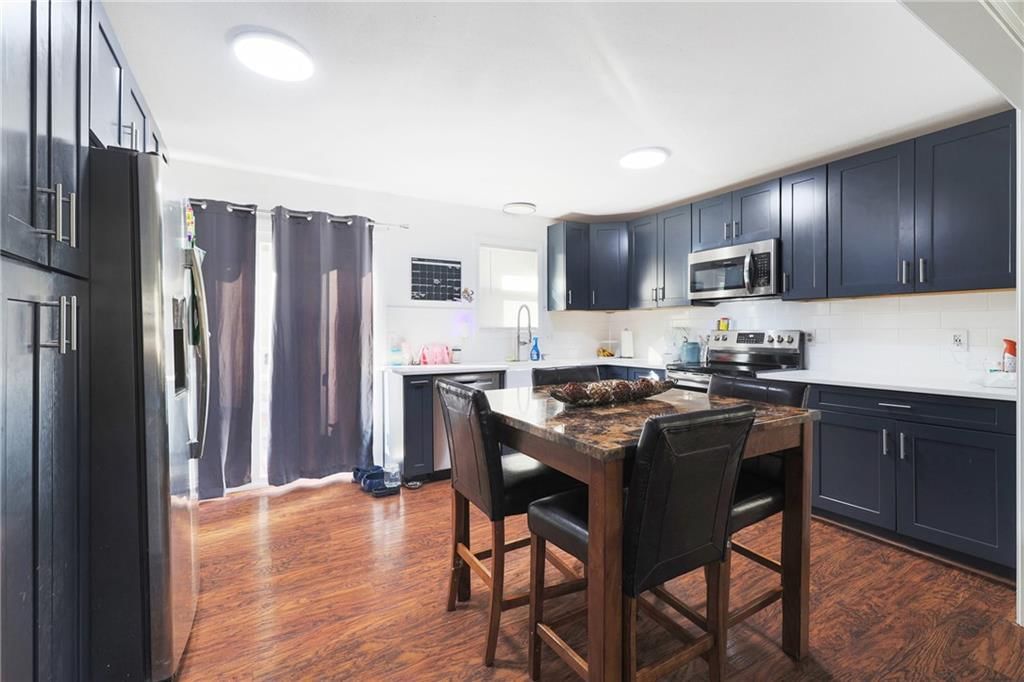 2407 Pearson Circle — photo 3