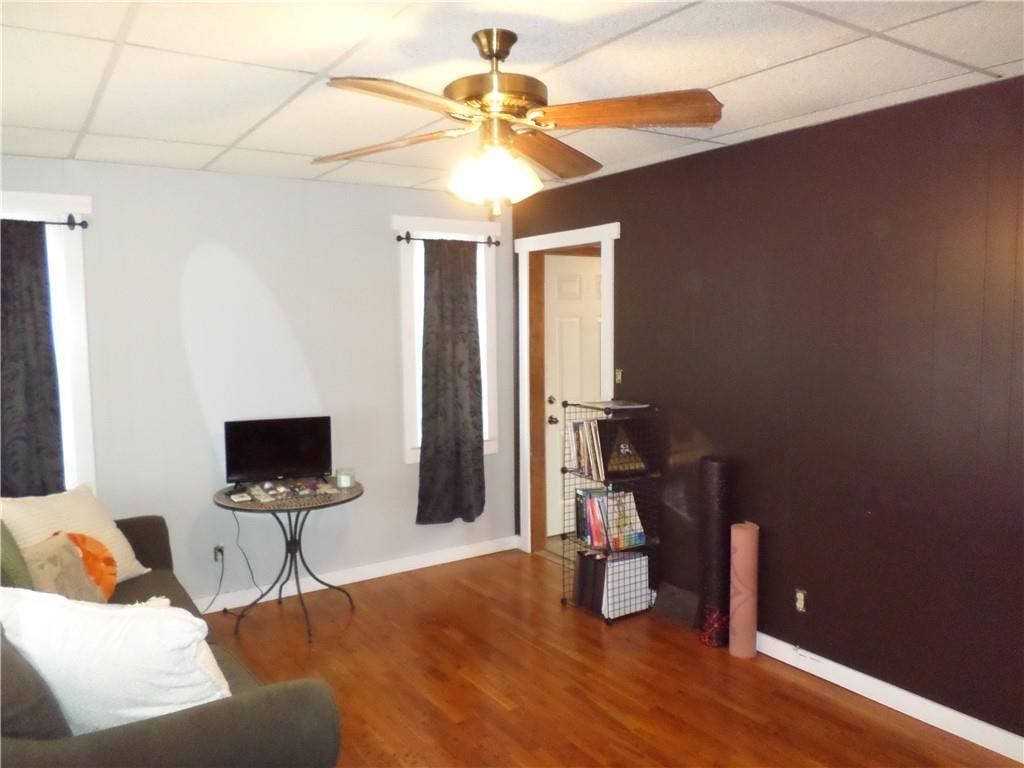 328 S 1st Street — photo 3