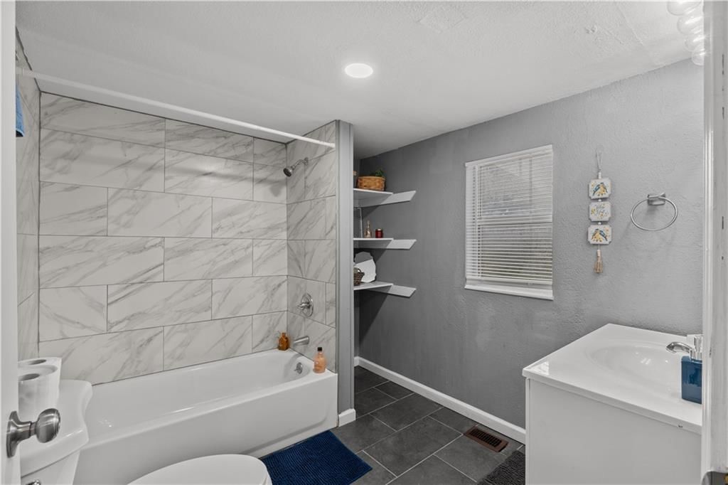 2611 NE Ingram Street — photo 12