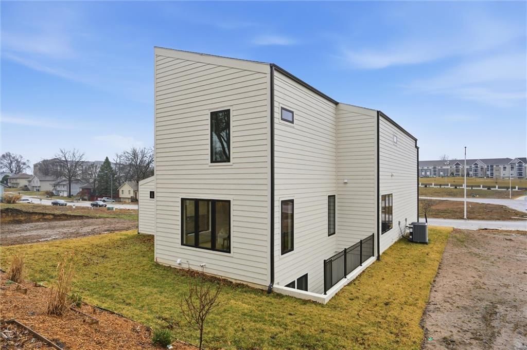2614 NW 84th Terrace — photo 40