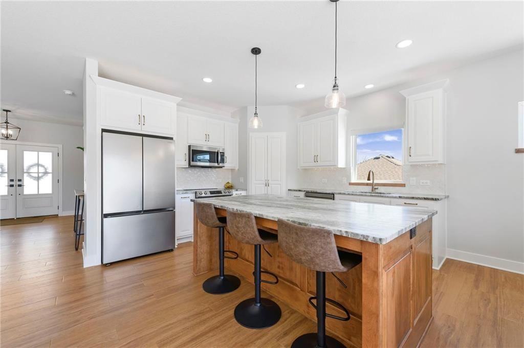 205 Prairie Rose Circle — photo 10