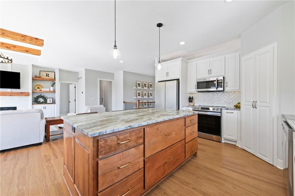 205 Prairie Rose Circle — photo 12