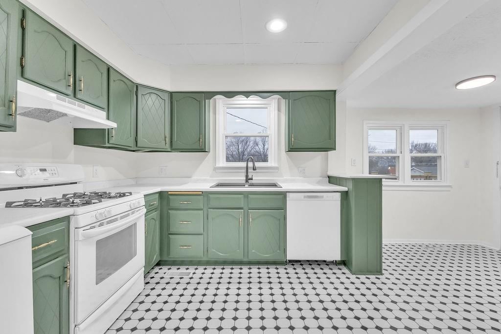 3416 Mitchell Avenue — photo 10
