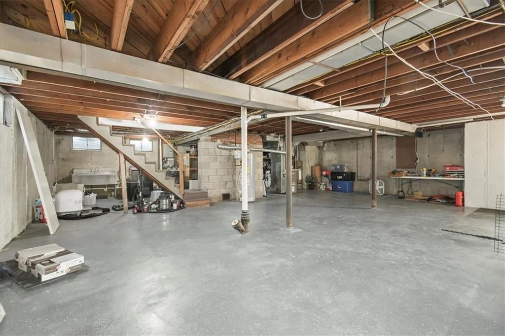 660 E Red Road — photo 23