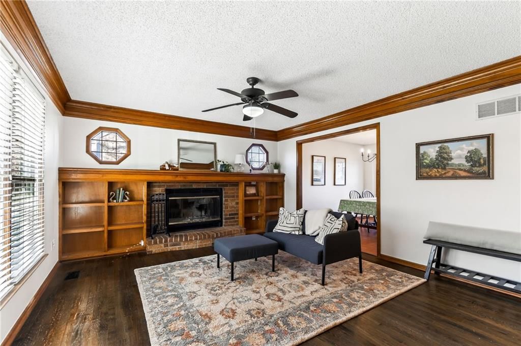 221 SE Bristol Drive — photo 11