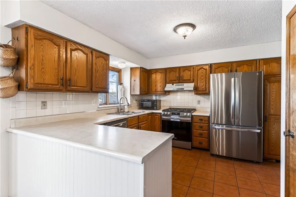 221 SE Bristol Drive — photo 16