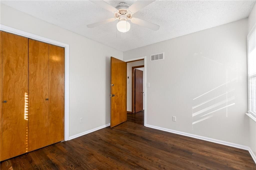 221 SE Bristol Drive — photo 21