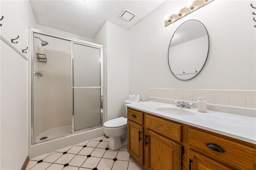 221 SE Bristol Drive — photo 28