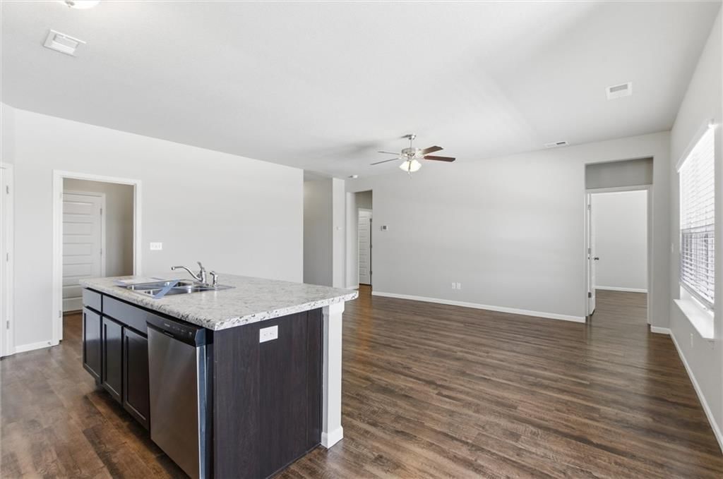 21844 Franklin Street — photo 10