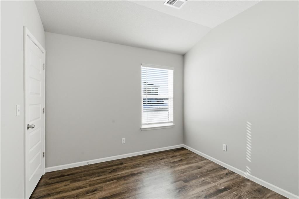 21844 Franklin Street — photo 20