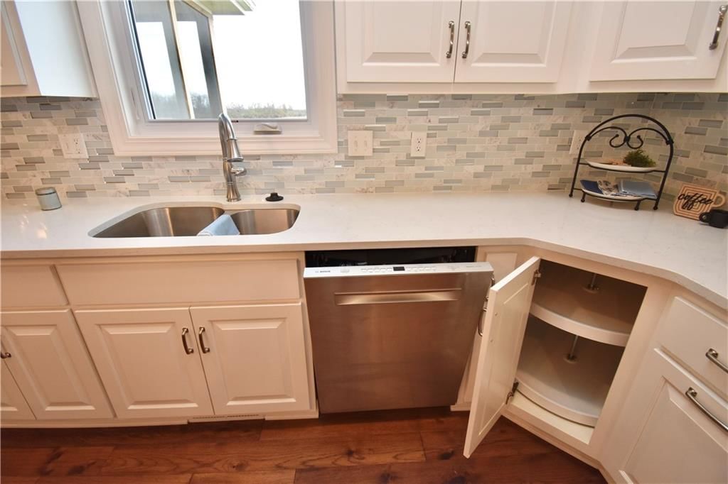 405 W 10th Street — photo 17