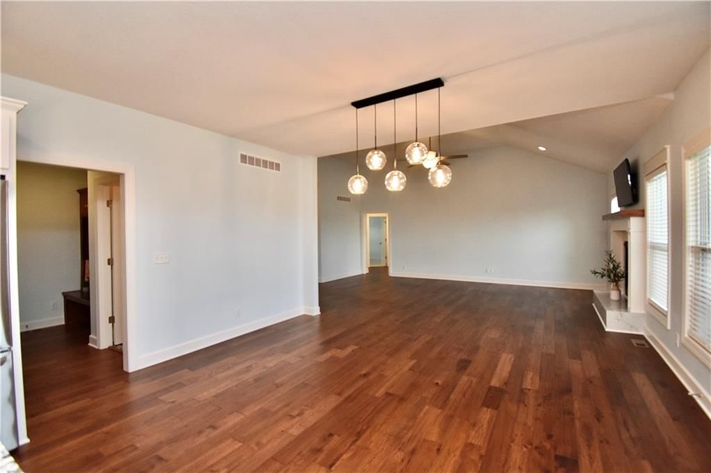 405 W 10th Street — photo 20