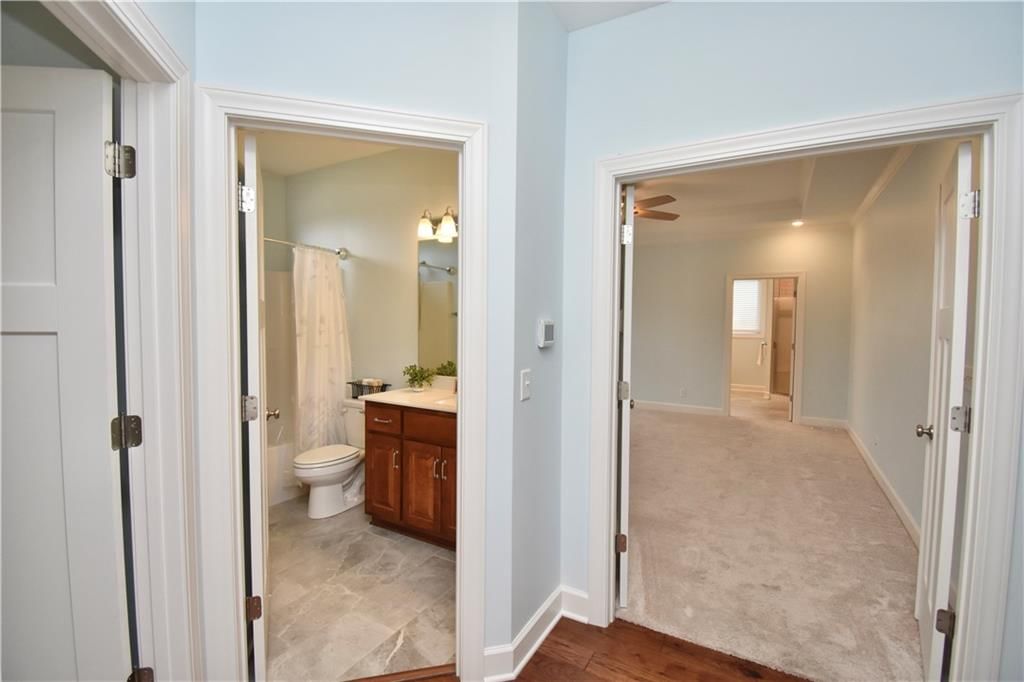 405 W 10th Street — photo 33