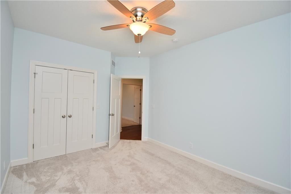 405 W 10th Street — photo 35