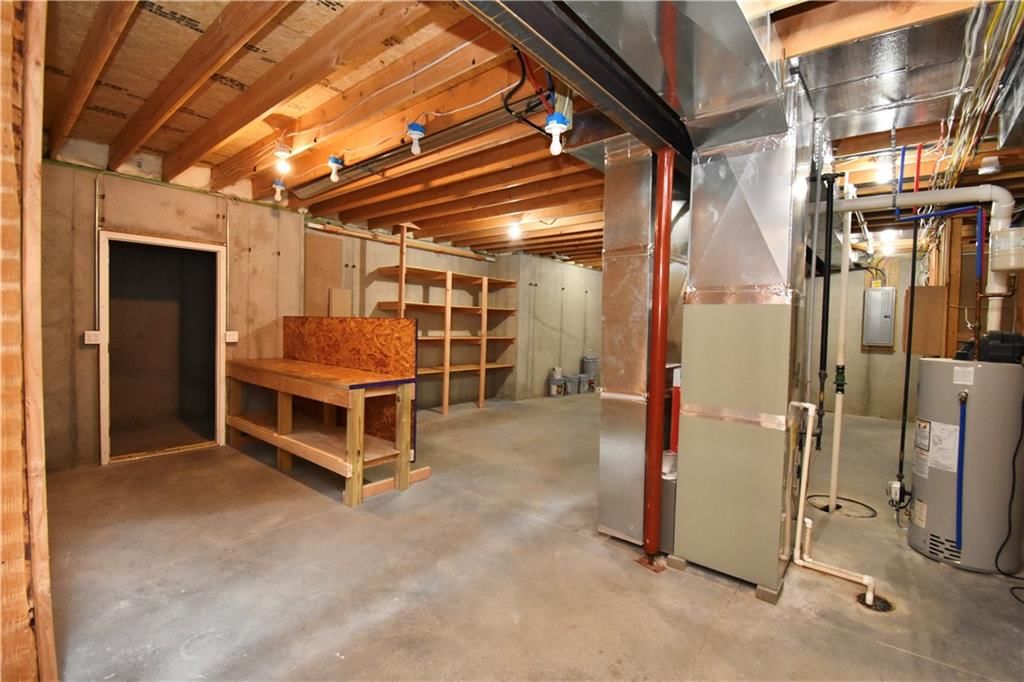 405 W 10th Street — photo 64