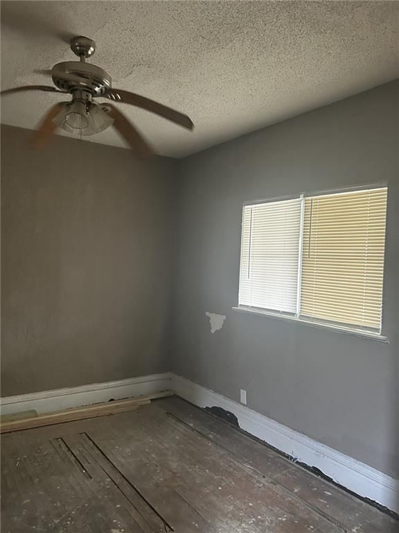 1309 Askew Avenue — photo 2