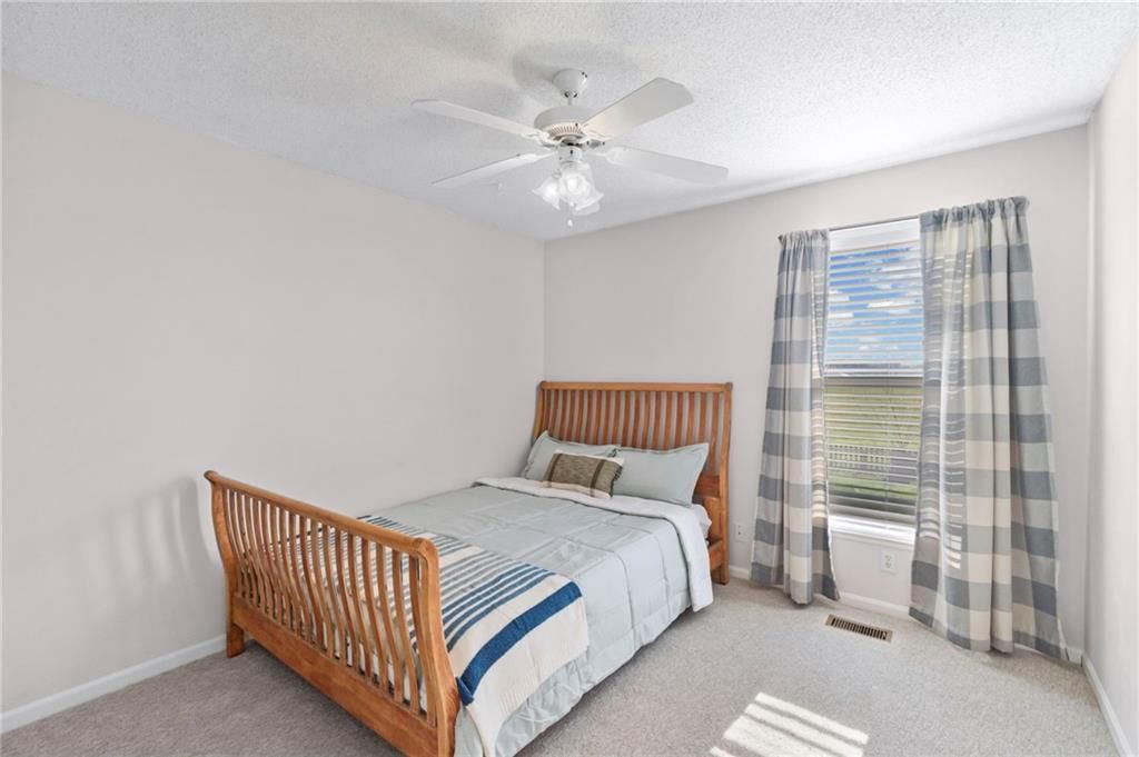1843 Loughrey Street — photo 15