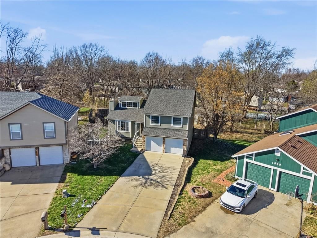 1916 NE Gatewood Drive — photo 35