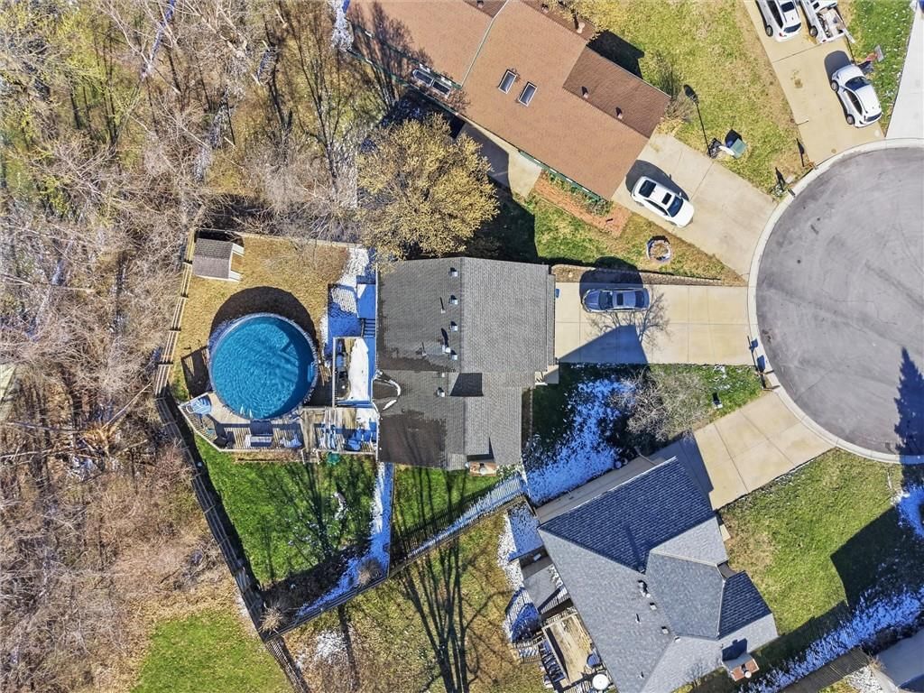 1916 NE Gatewood Drive — photo 36