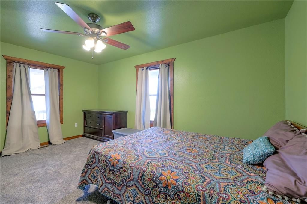 684 NW 832P Road — photo 36