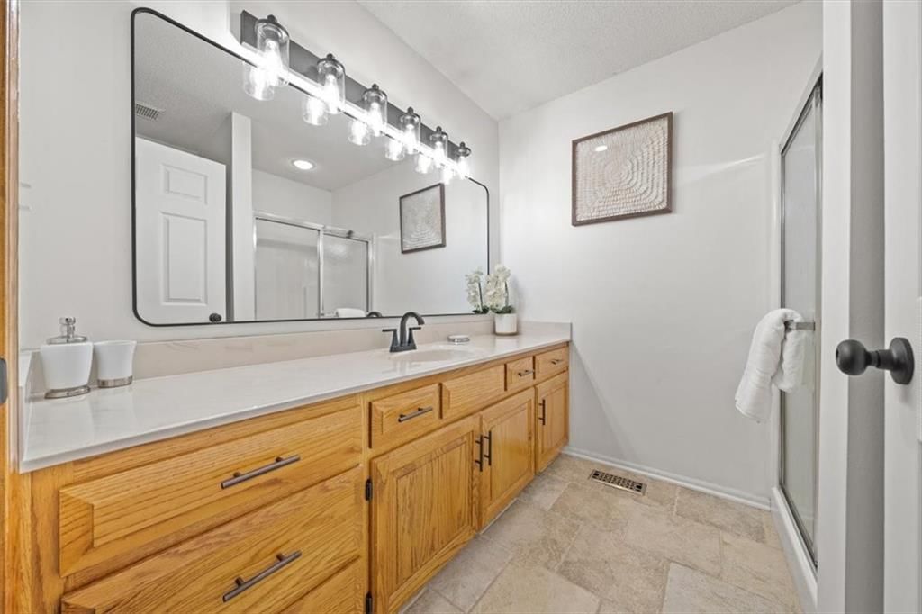 6512 NW Revere Drive — photo 13