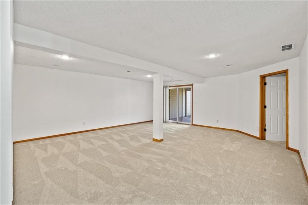 6512 NW Revere Drive — photo 18