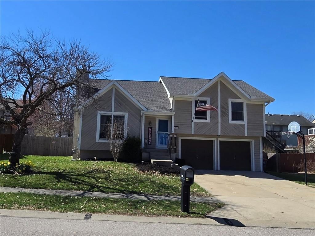 1800 Patricia Drive — photo 2