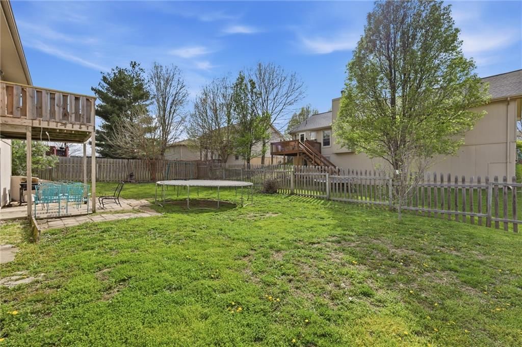 1800 Patricia Drive — photo 37