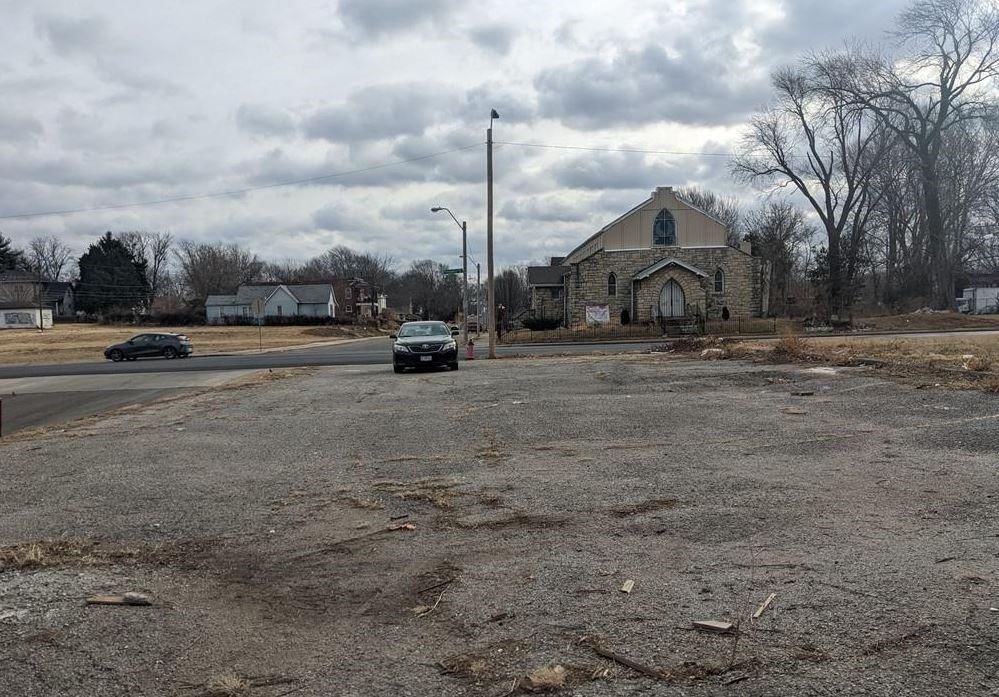700 Prospect Avenue — photo 2