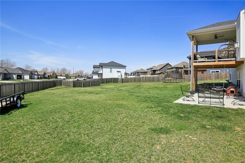 594 N Oakwood Lane — photo 22