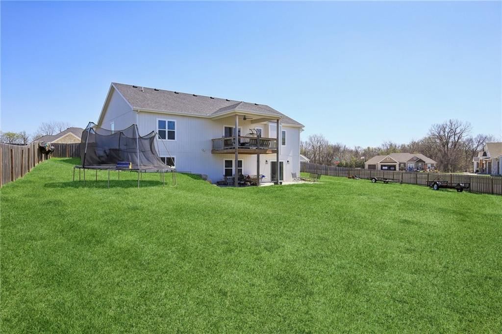 594 N Oakwood Lane — photo 24