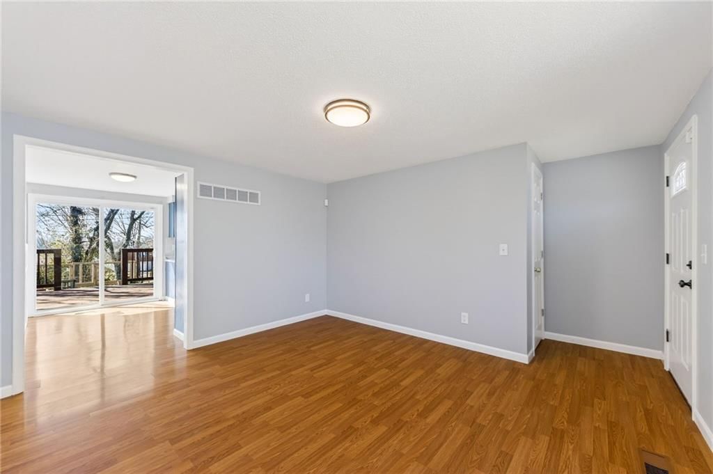 5909 NE 45th Terrace — photo 6