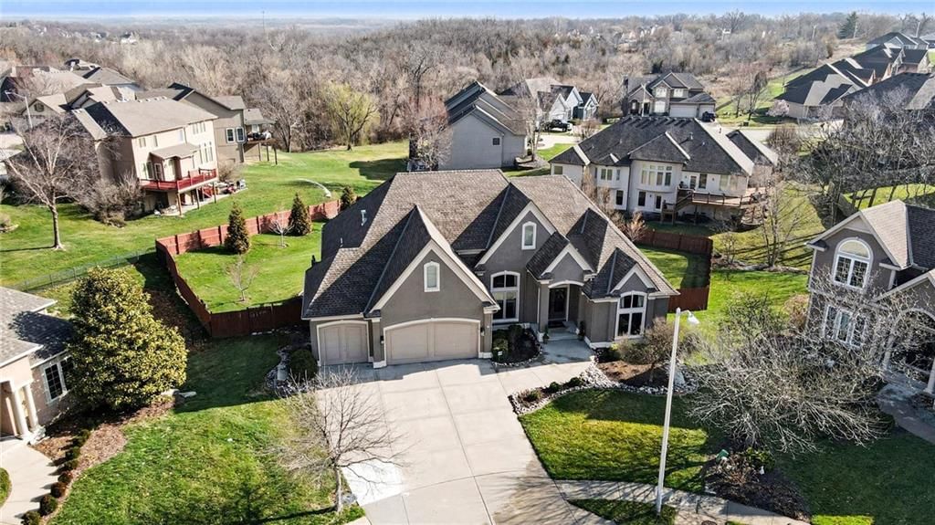 6133 N Cypress Court — photo 4