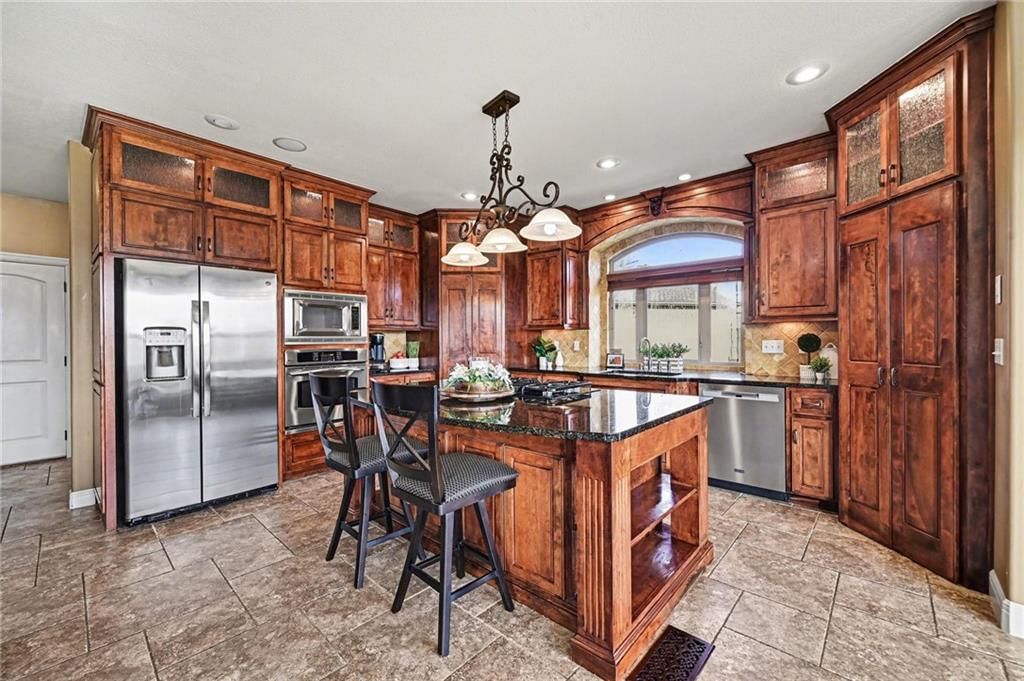6133 N Cypress Court — photo 5