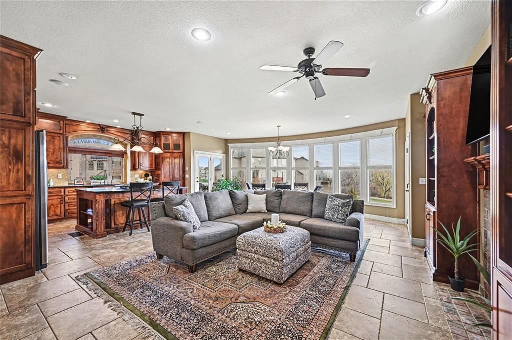 6133 N Cypress Court — photo 9