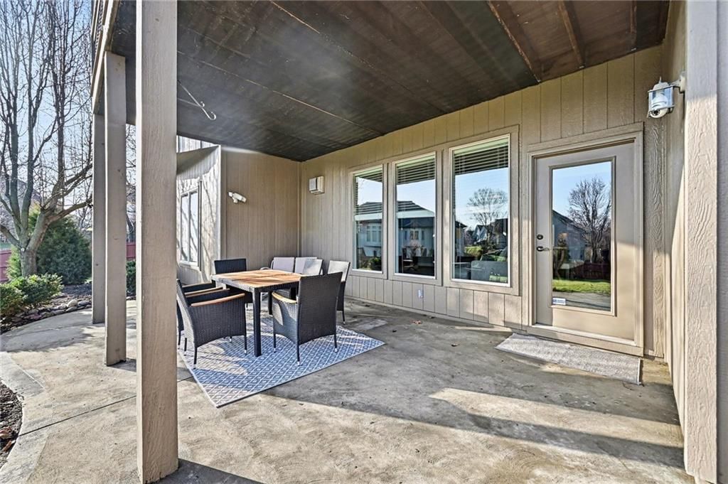 6133 N Cypress Court — photo 36
