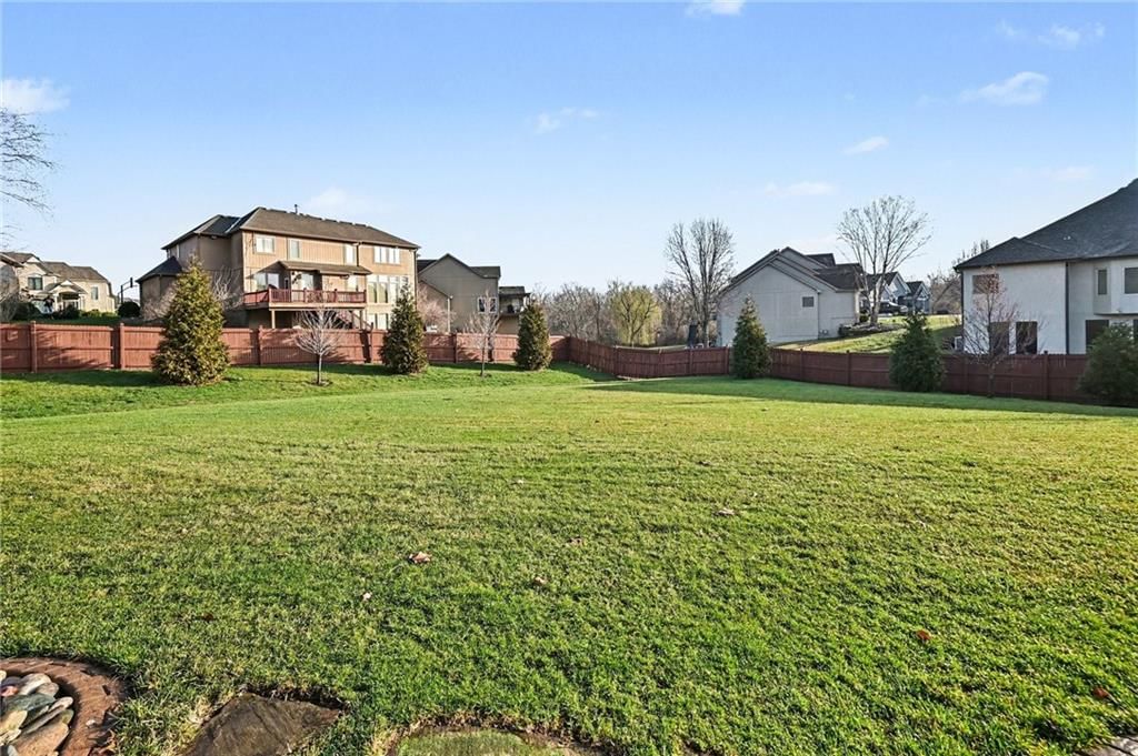 6133 N Cypress Court — photo 39