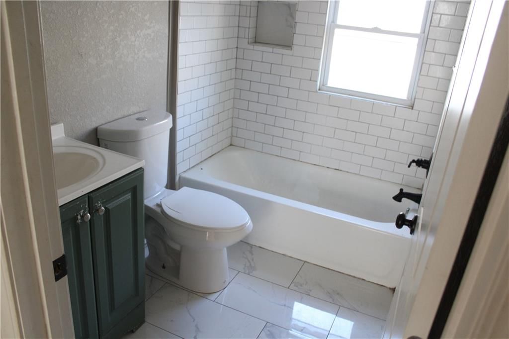 3428 S Benton Avenue — photo 9