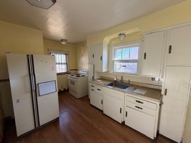 7523 CANTON Avenue — photo 10