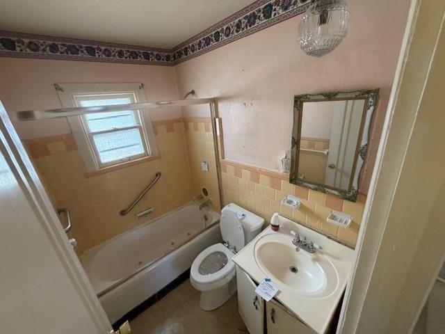 7523 CANTON Avenue — photo 13