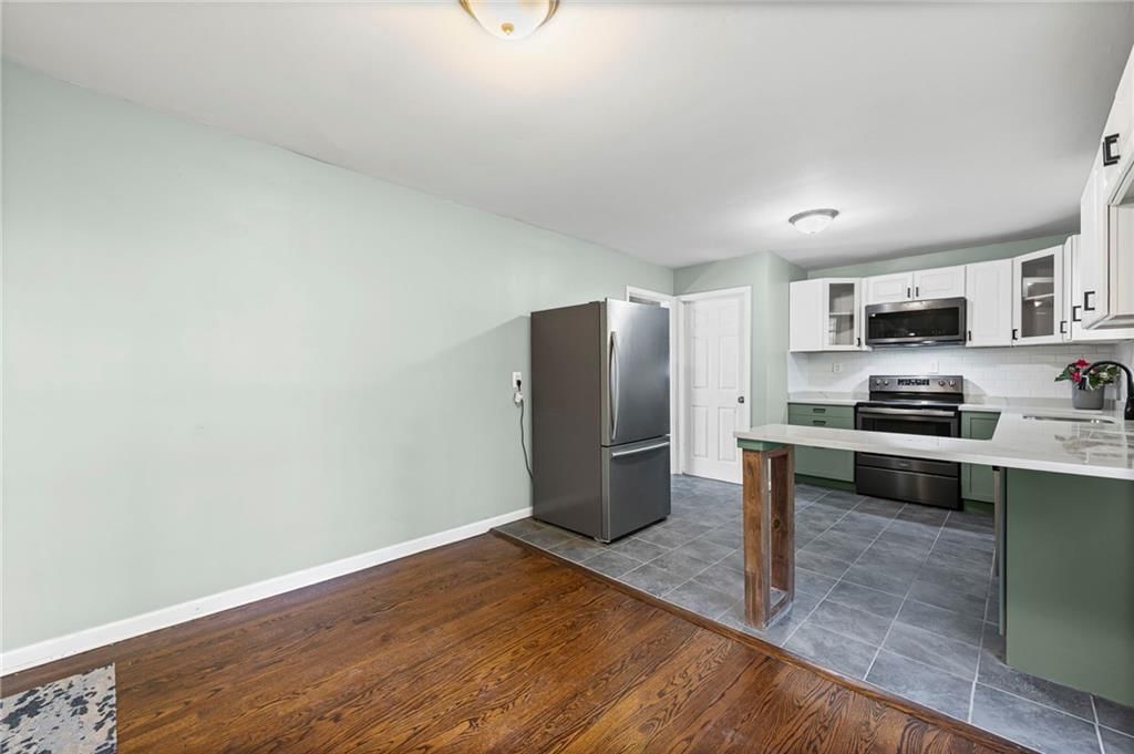 6302 E 102nd Street — photo 9
