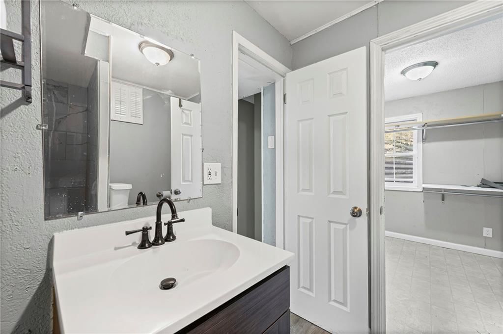 6302 E 102nd Street — photo 26