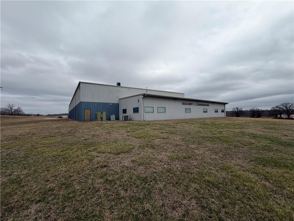 1202 Industrial Drive — photo 72