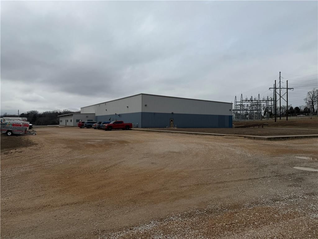 1202 Industrial Drive — photo 77
