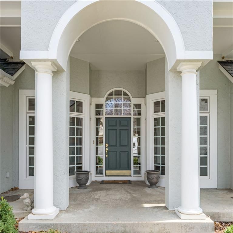 717 NE SILVERLEAF Place — photo 4