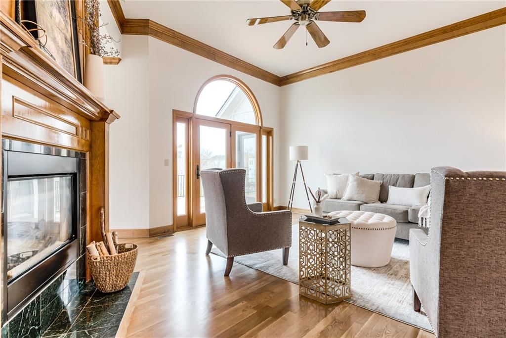 717 NE SILVERLEAF Place — photo 8