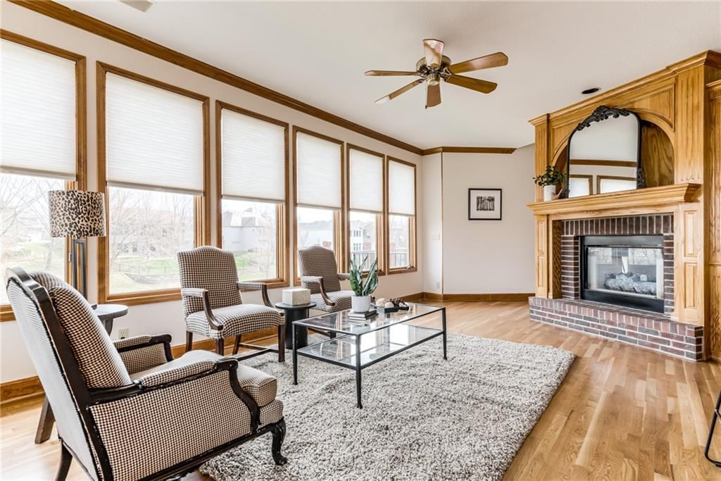 717 NE SILVERLEAF Place — photo 10
